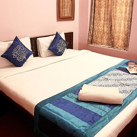 Oyo 2967 Bella Vista Hotel Kolkata Bagian luar foto