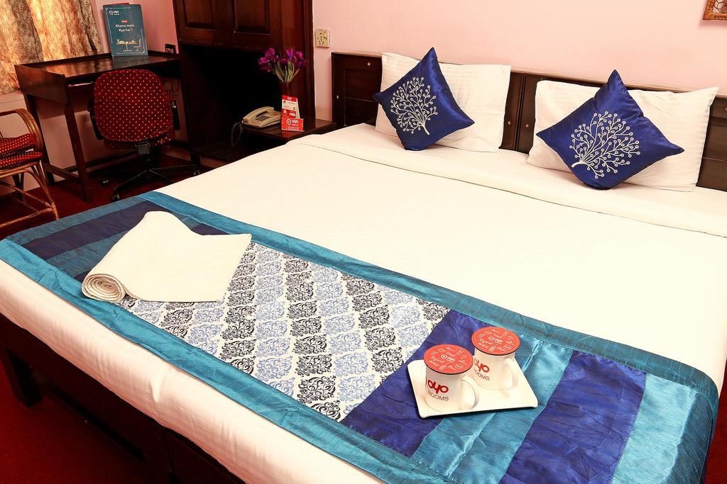Oyo 2967 Bella Vista Hotel Kolkata Bagian luar foto