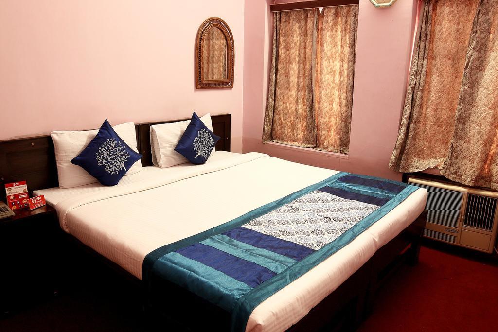 Oyo 2967 Bella Vista Hotel Kolkata Bagian luar foto