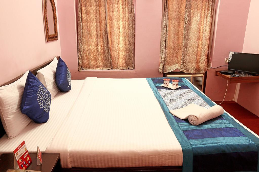 Oyo 2967 Bella Vista Hotel Kolkata Bagian luar foto